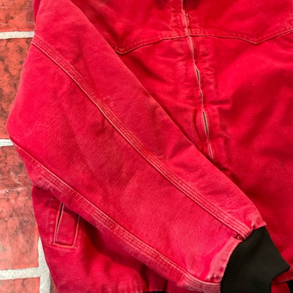 Carhartt  Red Jacket medium - Picture 3 of 7